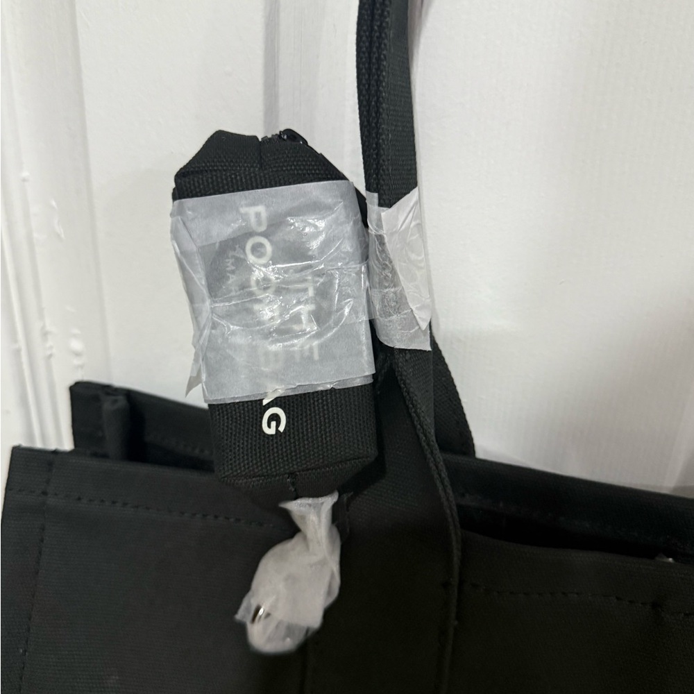 NWT Marc Jacobs The Doggy Bag - Picture 2 of 9